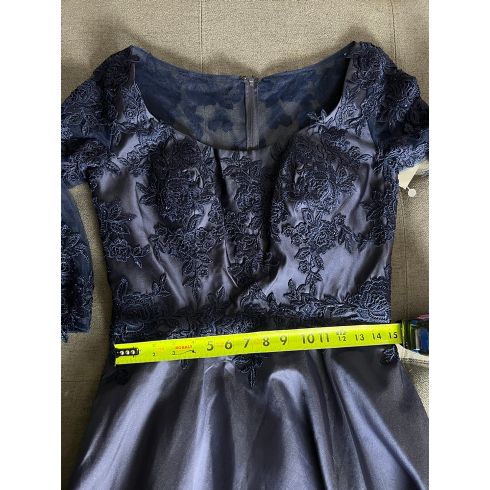 LA FEMME EVENING Navy 27988 Evening Gown SZ 8 - Picture 9 of 10